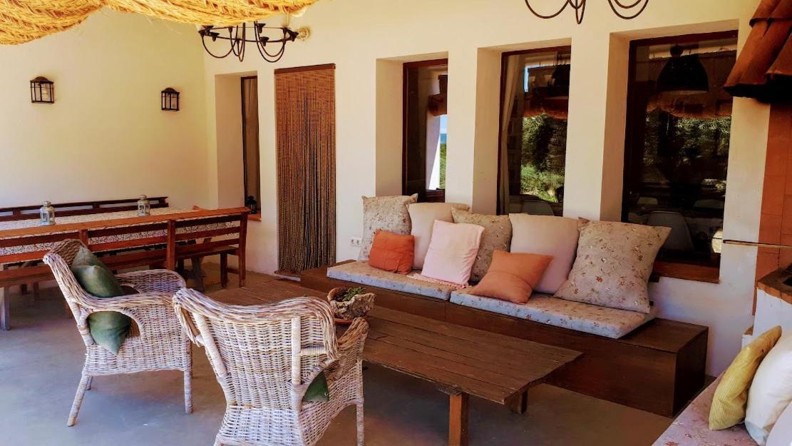 Casa Rural Flores Amarillas Almoharin Exteriör bild